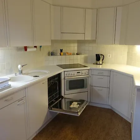 Appartementhaus Onyx - Zentrale, Ruhige Lage - Neu Renoviert - Mit Hallenbad - 600 Schritte Vom Bahnhof